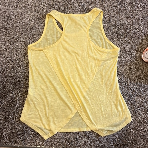 Bally total fitness workout tank top size large - Picture 8 of 9